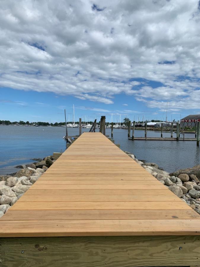 Harbor View Landing Hotel Mystic Eksteriør billede